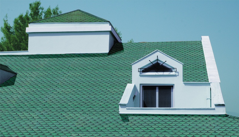 Foça profesyonel Çardak Çatı – Shingle cati örneği