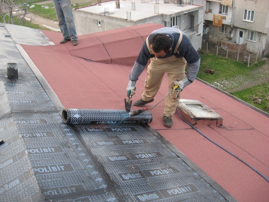 Foça EPDM Kauçuk Çatı – düz çatıda arduvazlı bitümlü membran serimi